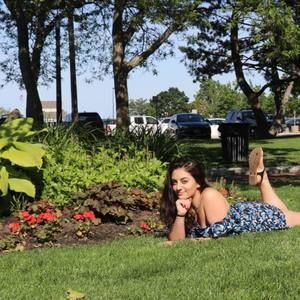 Meet your Posher, Regina